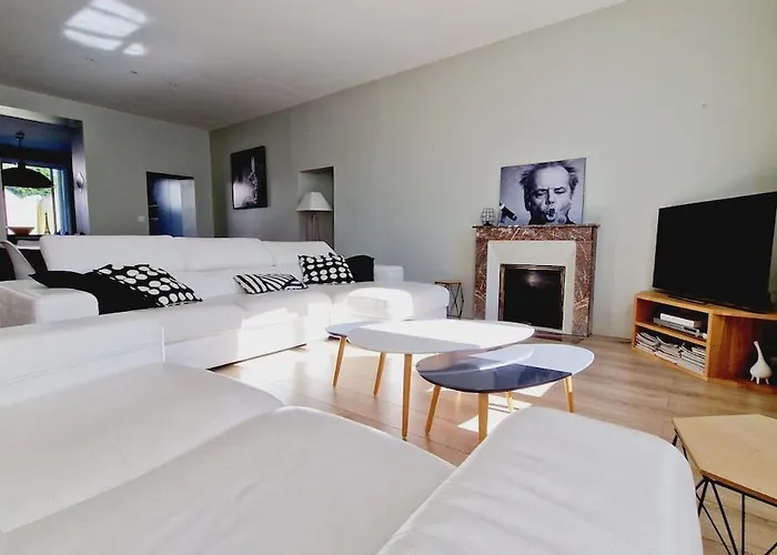 La Pénate, Maison De Famille Proche Gare 4*