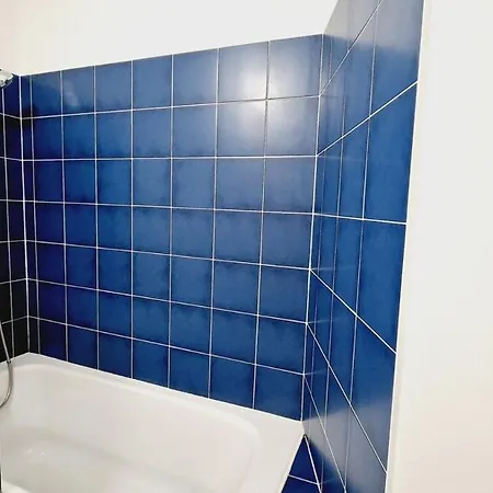 Гостевой дом La Penate, Maison De Famille Proche Gare Ле-Сабль-д’Олон